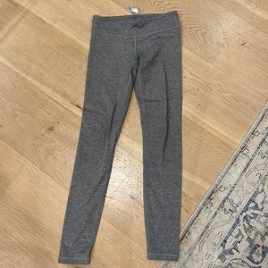 Grey heathered ivivva girls leggings
